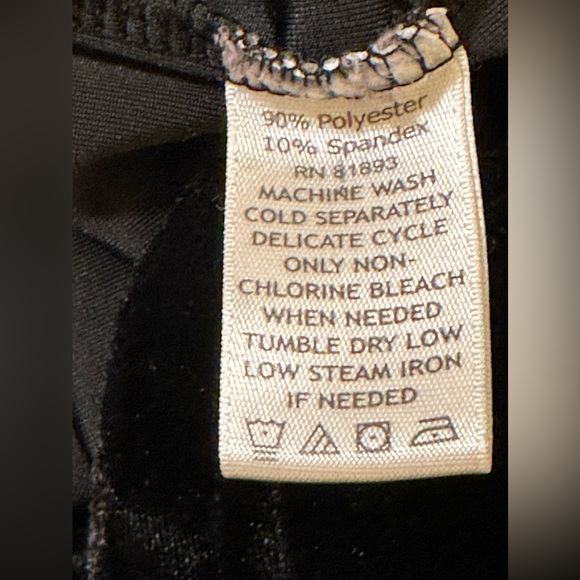 Velvet Tunic Long Sleeve Dressy Top Size 3X - Black-Denim & Co - Picture 6 of 8